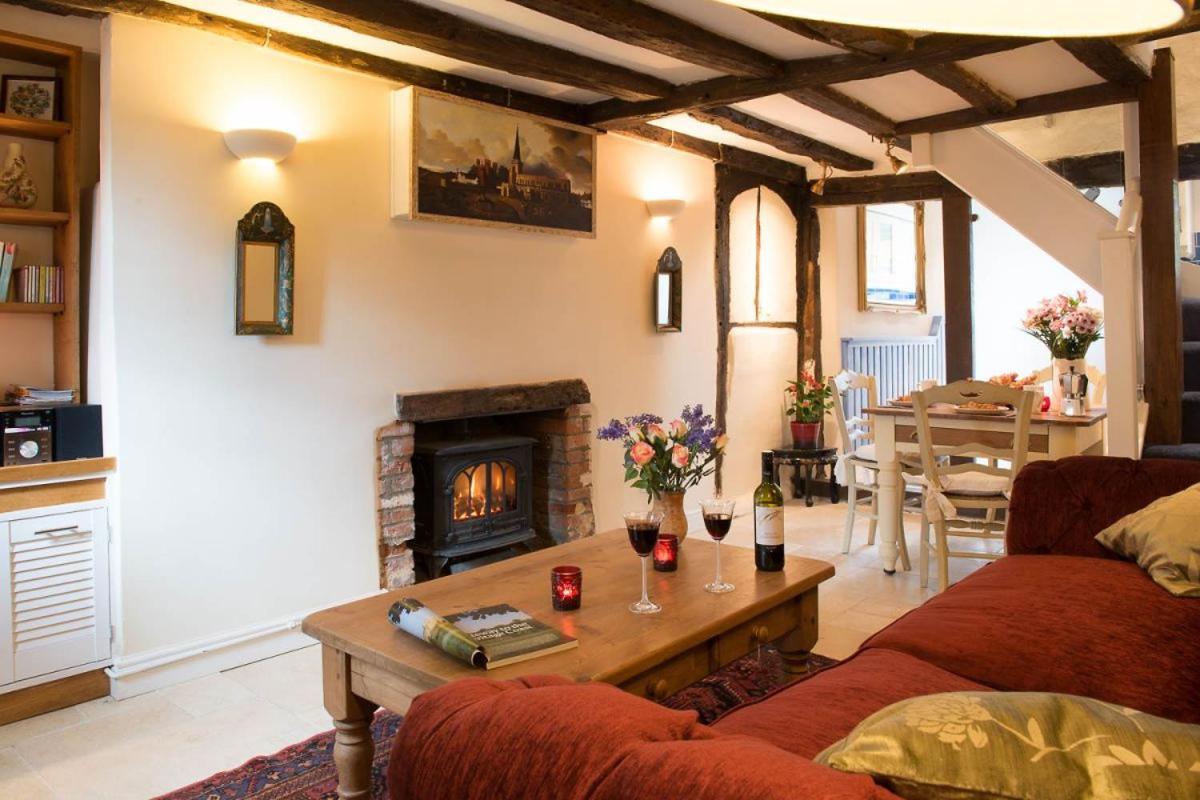 Meddlars A Historic Cottage On The Countryside Edge Of A Vibrant Market Town Hadleigh  エクステリア 写真